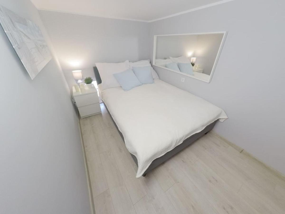 Rynek 20/21 -Cosy New Apartment On The Market Square - 4 Bedrooms - 8 People فروتسواف المظهر الخارجي الصورة